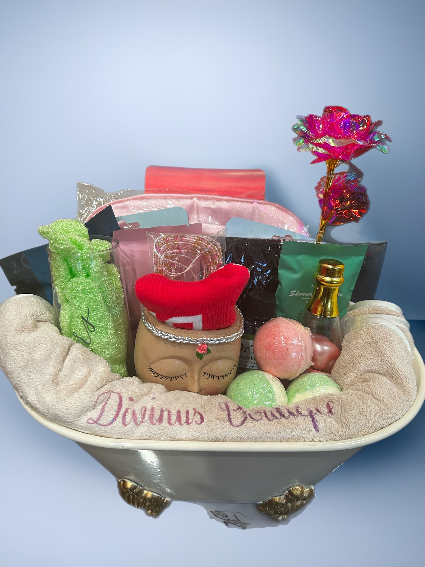 Vintage Crawfoot Tub Spa Basket